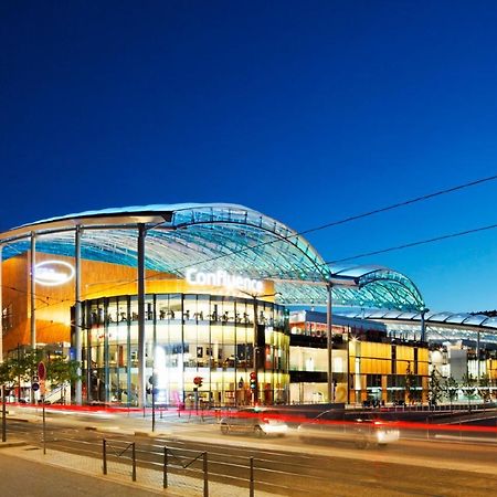 Lyon Confluence - Duplex Au Calme Avec Parking Prive En Optionアパートメント エクステリア 写真