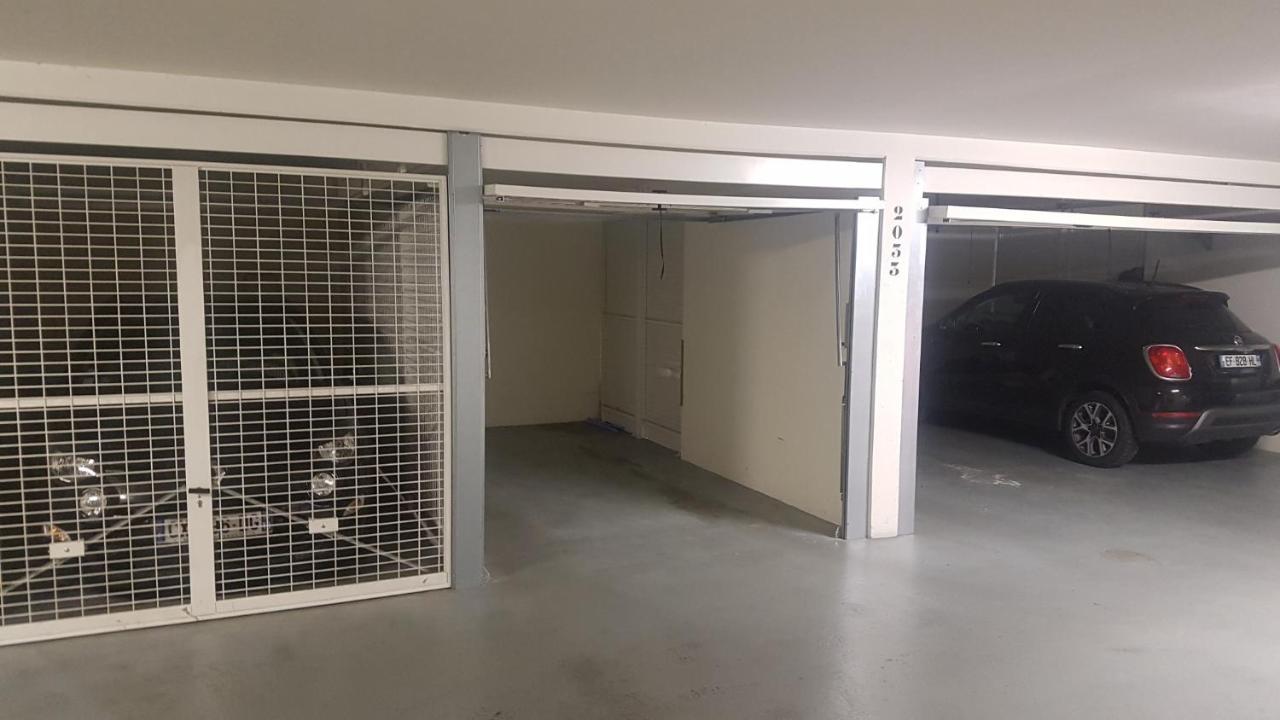 Lyon Confluence - Duplex Au Calme Avec Parking Prive En Optionアパートメント エクステリア 写真